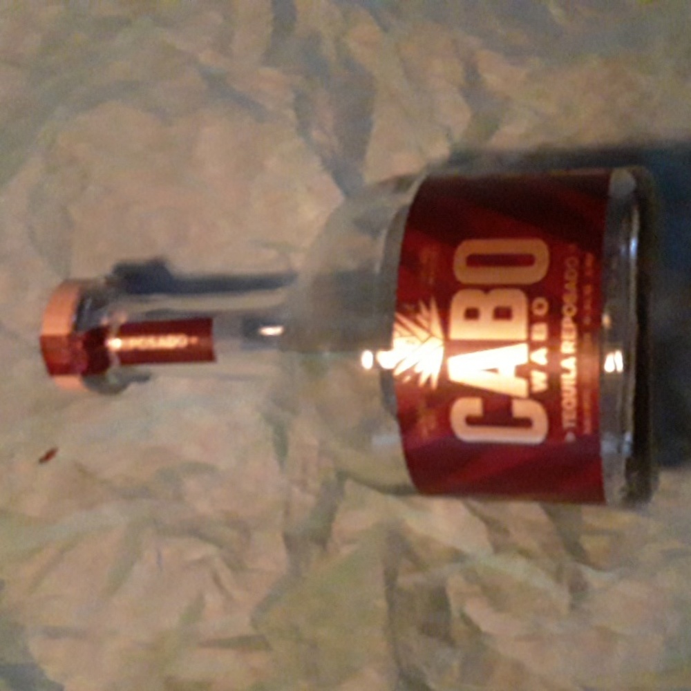 Liquor container - Picture 1 of 5
